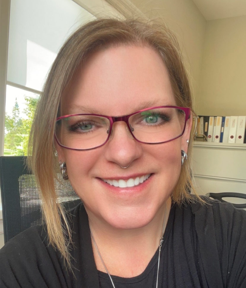 Leanne Maksylewich Administrative Assistant